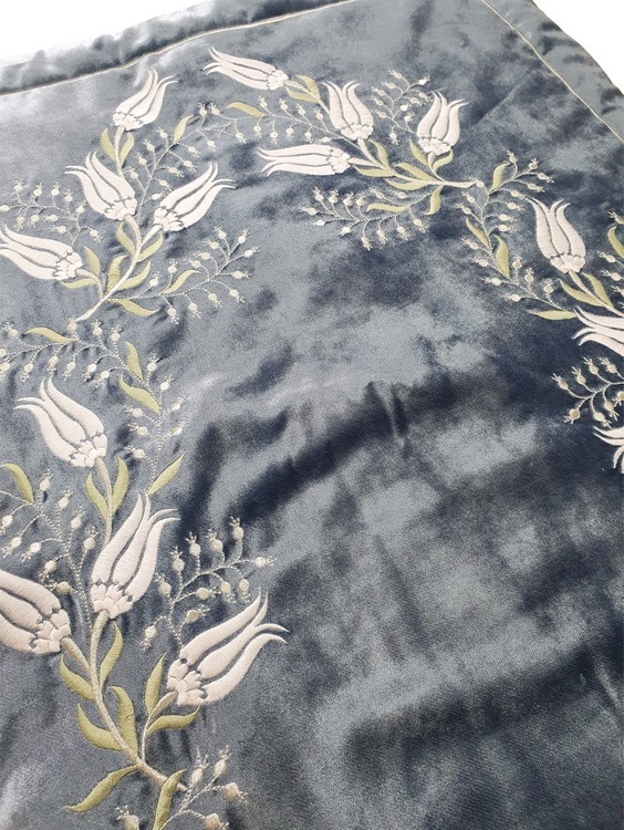 GRİ/MAVİ KADİFE LALE DESEN BOHÇA SETİ