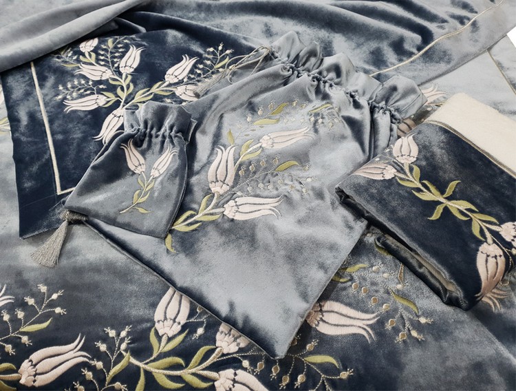 GRİ/MAVİ KADİFE LALE DESEN BOHÇA SETİ